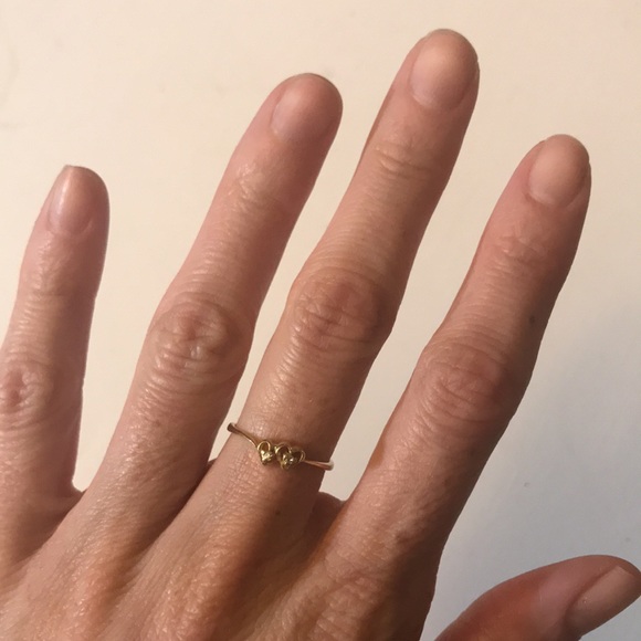 Diamond Hearts Ring - Picture 4 of 5